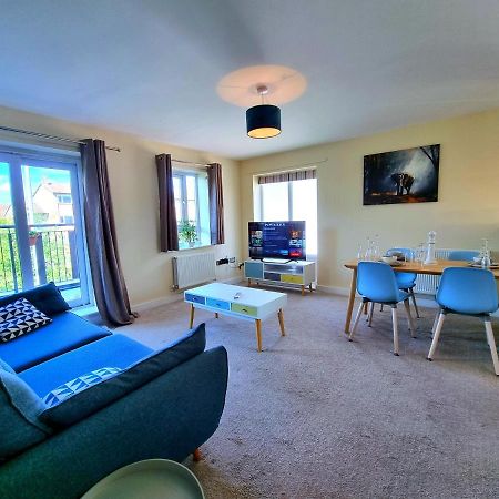 Luxury 2-Bedroom Service Apartment With Balcony Manchester Dış mekan fotoğraf