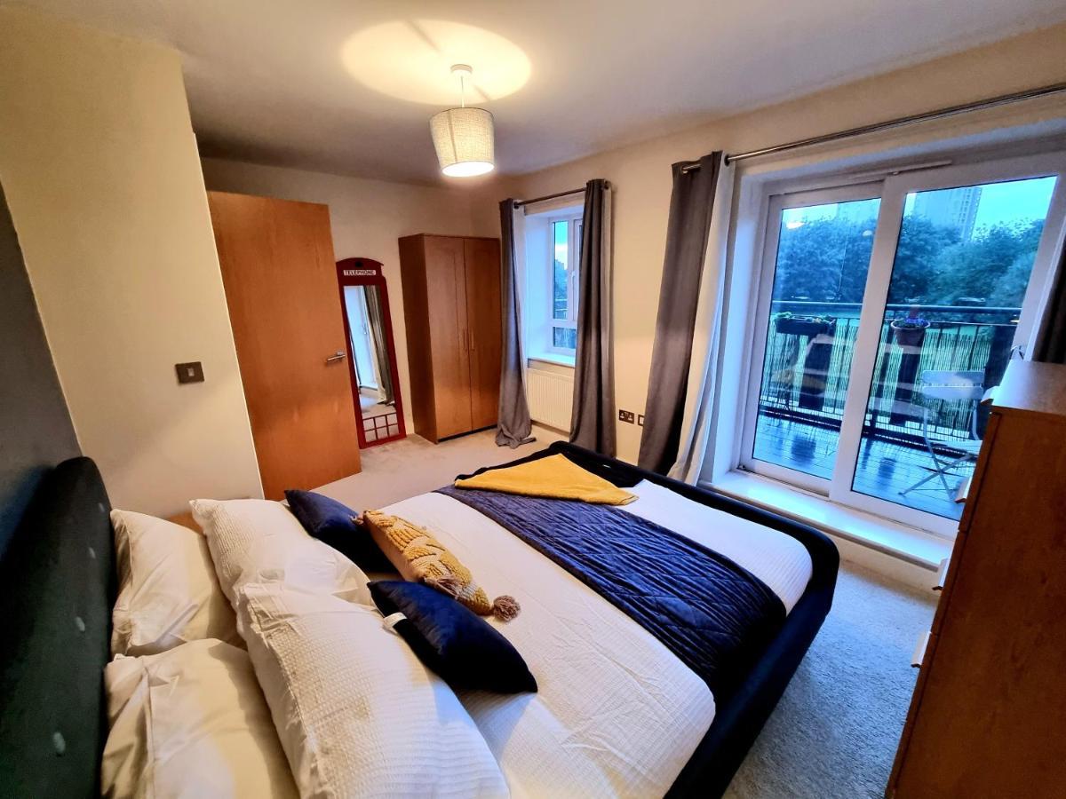 Luxury 2-Bedroom Service Apartment With Balcony Manchester Dış mekan fotoğraf