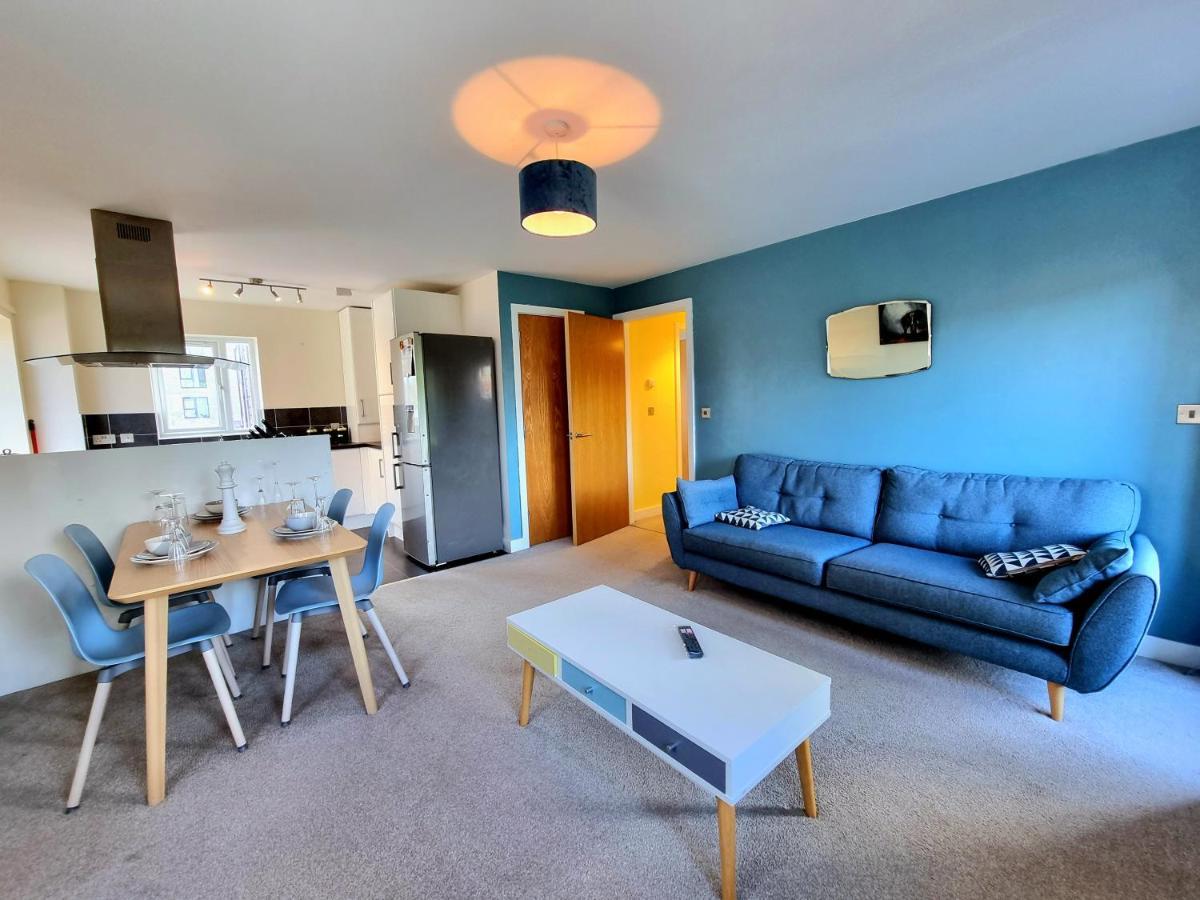 Luxury 2-Bedroom Service Apartment With Balcony Manchester Dış mekan fotoğraf